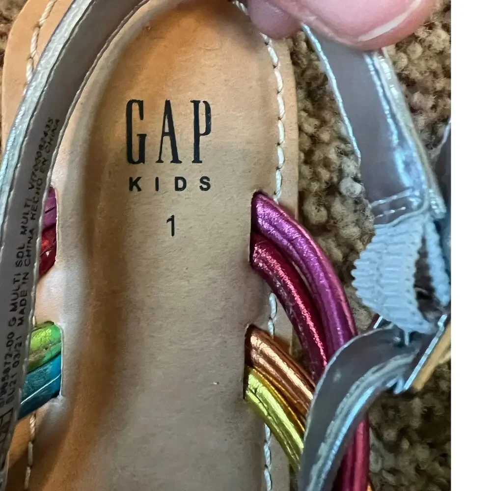 Girls Gap Rainbow Sandals, Kids Size 1, Summer, Colorful